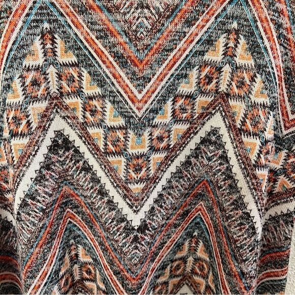 Absolutely Famous Boho Long Sleeve Top Size Small - Picture 2 of 5
